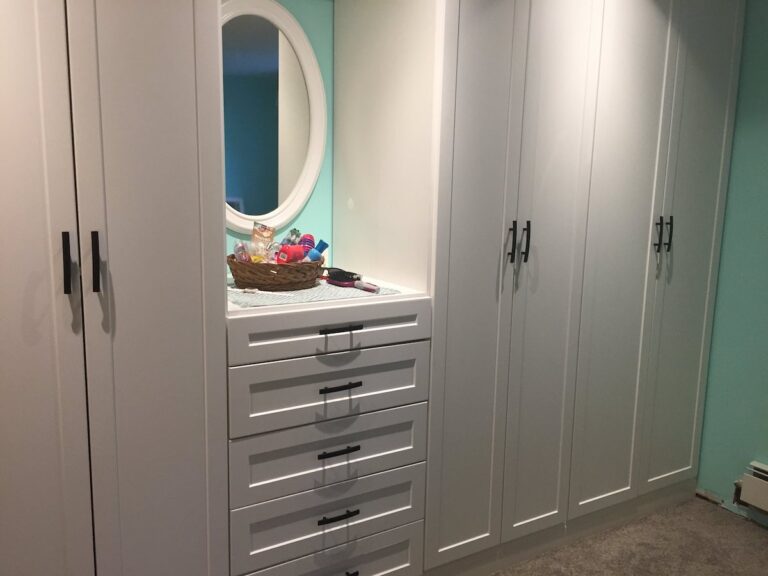 Custom vanities and closets-interiorplus (9)
