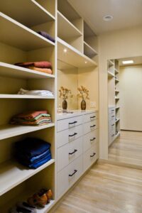 closet organizing-interiorplus (5)